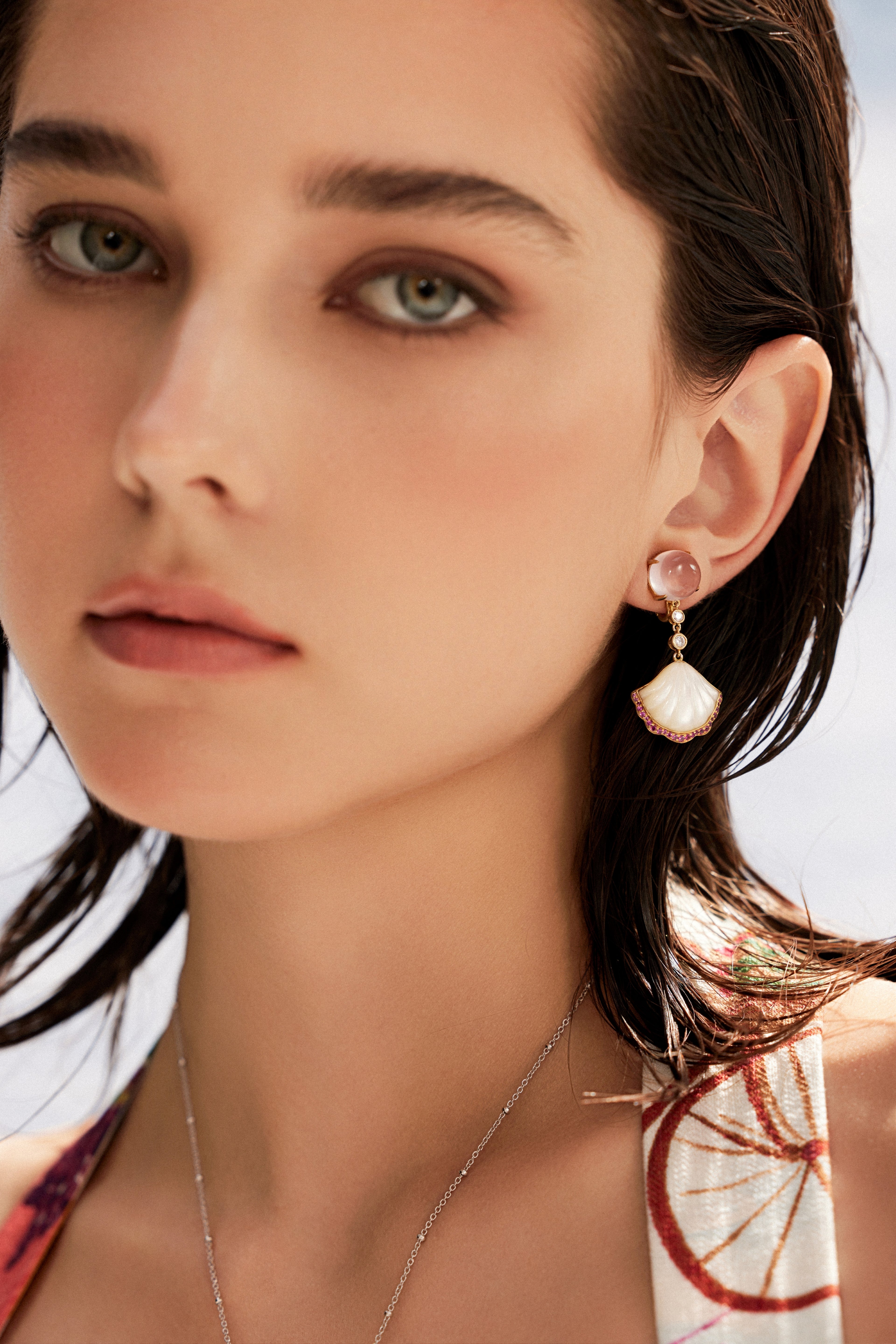 Marine Poet Mother Pearl Earrings (L)